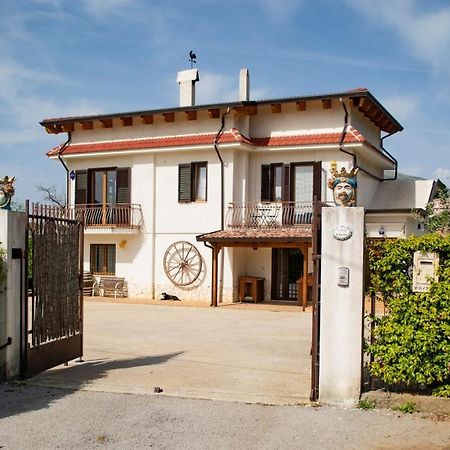 Bed and Breakfast L'Arcadia Giffoni Sei Casali Exterior foto